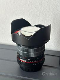 Samyang MF 14 mm f2.8 con attacco Canon EF