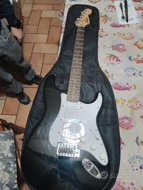 chitarra elettrica 