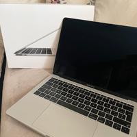 Macbook Pro 13” 2017 8GB RAM 128 GB SSD