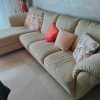 divano 3 posti più chaise longue 

