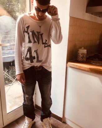 YNW 4L tee custom ricamata a mano