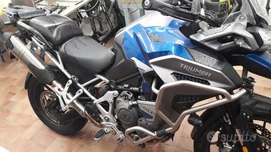 Collettore dekat Triumph Tiger 1200 my2022