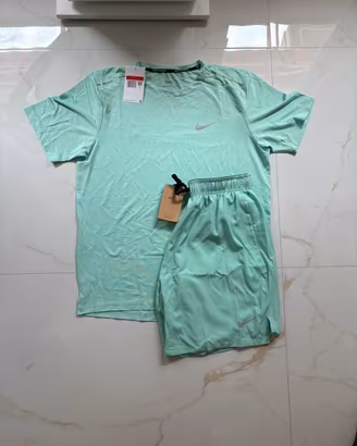 Completo Nike Miller
