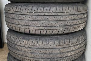 Gomme estive con cerchi 225 75 R 16 C Fiat