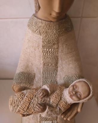 Scultura Vergine Maria in pietra dei Pirenei 