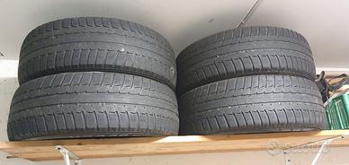 Pneumatici auto 215/65 R16  98H