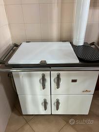 STUFA A LEGNA/GAS SMEG