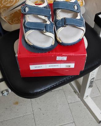 stock scarpe bambini varie misure 
