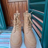 scarponcello donna  beige Primark 