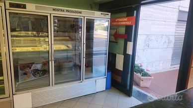 Bancone frigo pasticceria a Roma