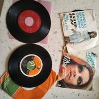 4 dischi in vinile 45 giri anni 60/70