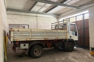 Autocarro Fiat Iveco 120