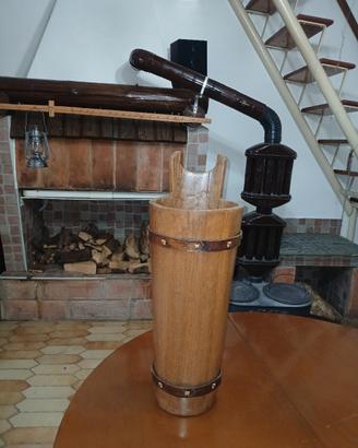 vaso in legno