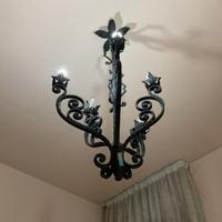 Lampadario artigianale in ferro battuto con 5 luci