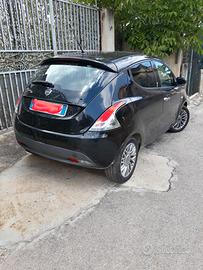 LANCIA Ypsilon 1.3 multijet