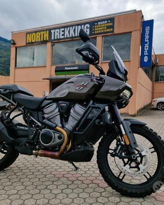 Harley Davidson Pan America 1250 permuto con quad