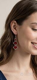 Orecchini pendenti rossi con perline rosse