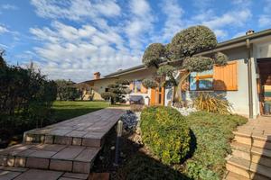 VILLA SINGOLA A CAVERNAGO