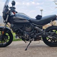 Ducati Scrambler Sixty2 400
