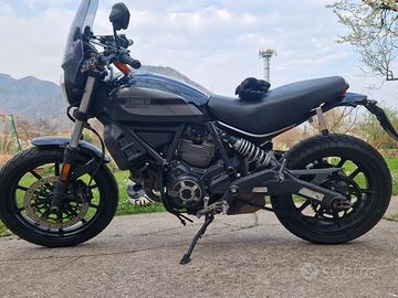Ducati Scrambler Sixty2 400