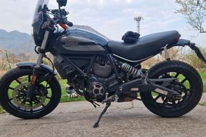 Ducati Scrambler Sixty2 400