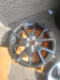 cerchio Toyota yaris 4. 17 pollici