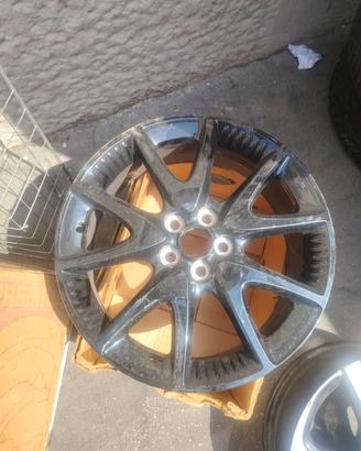 cerchio Toyota yaris 4. 17 pollici