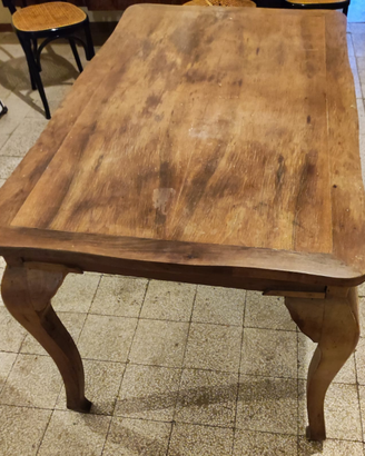 Tavolo in legno