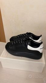 Alexander McQueen 44