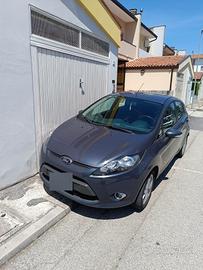 Ford Fiesta 1.4 benzina/metano - 77cv