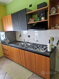Cucina componibile in legno