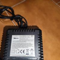 CARICA BATTERIA BICICLETTA/MONOPATTINO ELETTRICO