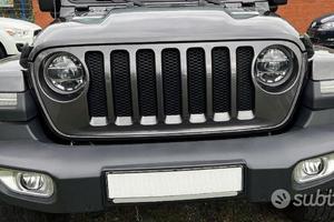 MERCEDES cla w117 117 mascherina paraurti radiator