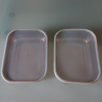 2 contenitori in acciaio con coperchio in plastica