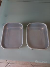 2 contenitori in acciaio con coperchio in plastica