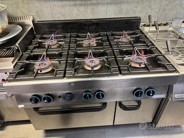 cucina 6 fuochi linea 90 con forno a casa