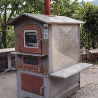 Forno a legna professionale