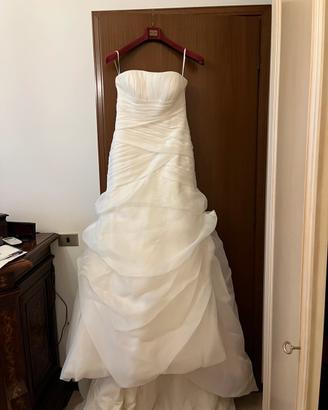 Abito da sposa color avorio