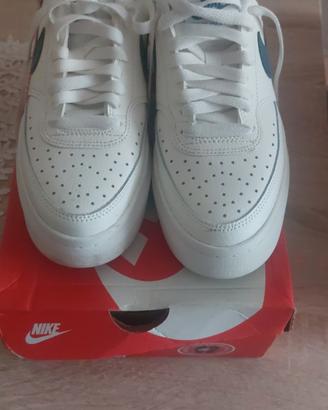 scarpe Nike bianche 