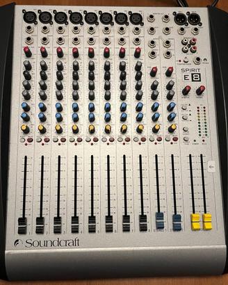 Mixer 12 canali Soundcraft Spirit E8 usato
