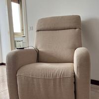 Poltrona movimento relax elettrico 