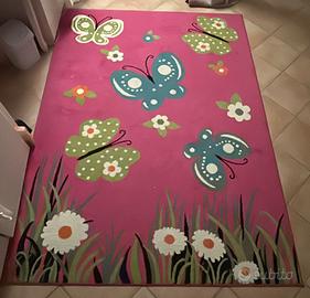 Tappeto con farfalle