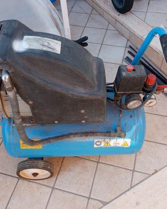 compressore aria 25 lt + kit accessori