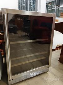 Cantinetta vino refrigerata con porta in vetro