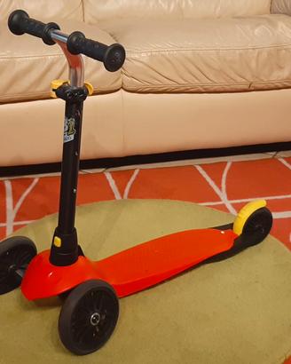 Monopattino bambino Decathlon 3 ruote OXELO B100