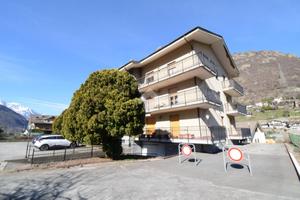 5 LOCALI A CHÂTILLON