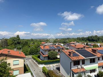 2 LOCALI A MONFALCONE