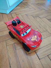 gioco macchina Cars con sospensioni per bambini