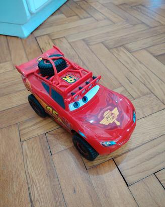 gioco macchina Cars con sospensioni per bambini