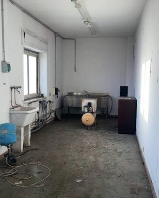 Immobile di 220 m² a Arzano